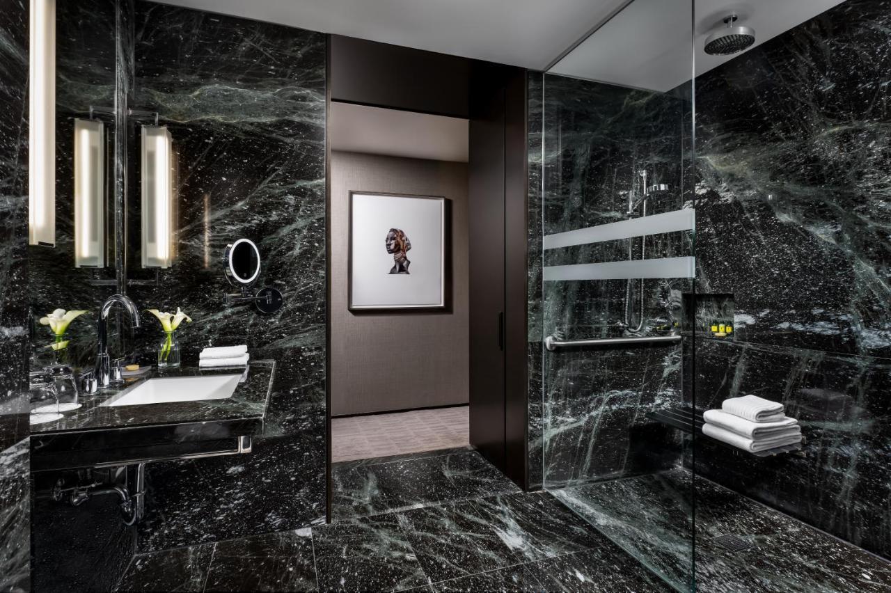 เดอะ ฮาเซลตัน โฮเต็ล Hotel โตรอนโต ภายนอก รูปภาพ